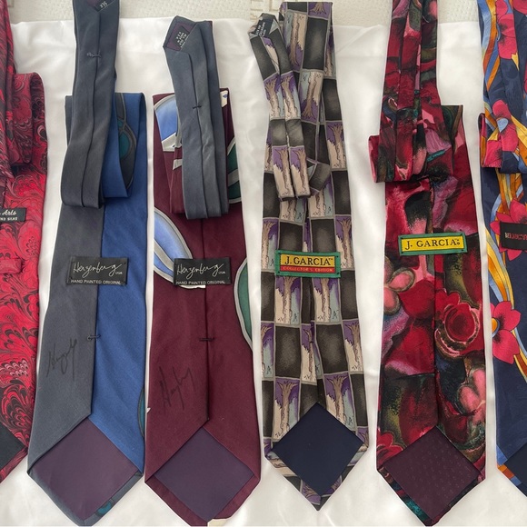 6 Art Collection Ties - Picture 2 of 3